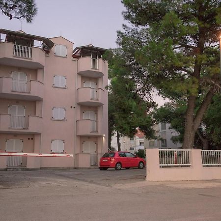 Apartman Nena Turanj Esterno foto