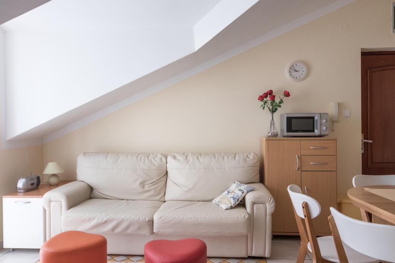 Apartman Nena Turanj Esterno foto