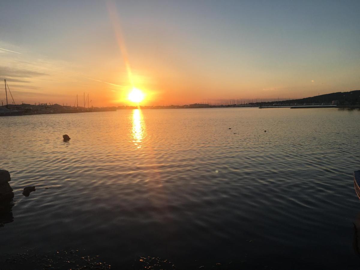 Apartman Nena Turanj Esterno foto