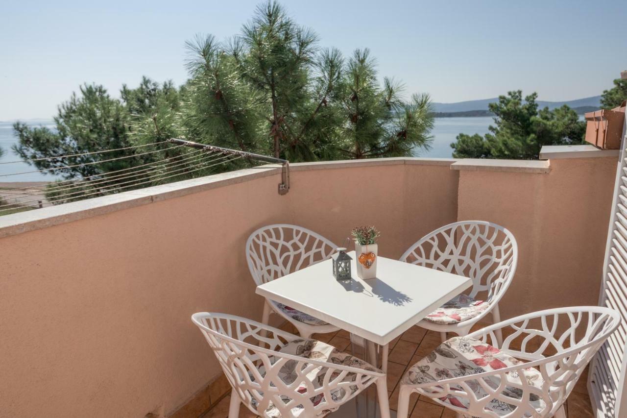 Apartman Nena Turanj Esterno foto