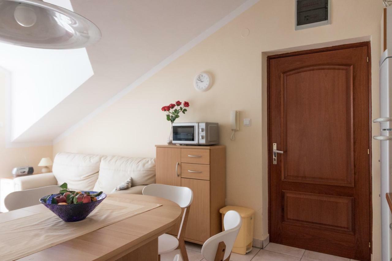 Apartman Nena Turanj Esterno foto